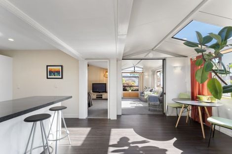 Photo of property in 32 Roberta Drive, Somerfield, Christchurch, 8024