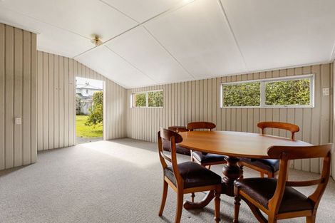 Photo of property in 24 Queen Street, Cambridge, 3434