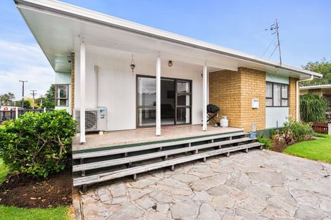 Photo of property in 8a Carr Street, Te Kamo, Whangarei, 0112