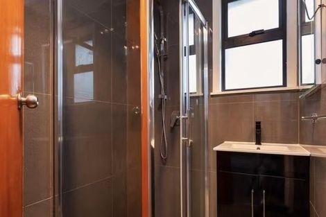 Photo of property in 4 Valonia Street, New Windsor, Auckland, 0600