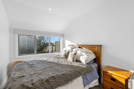 Photo of property in 1/52 Fendalton Road, Fendalton, Christchurch, 8014