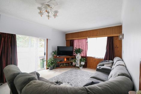 Photo of property in 104 Stokes Valley Road, Stokes Valley, Lower Hutt, 5019