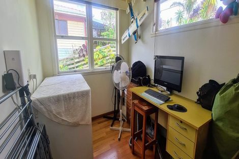 Photo of property in 111 Hurndall Street East, Maungaturoto, 0520