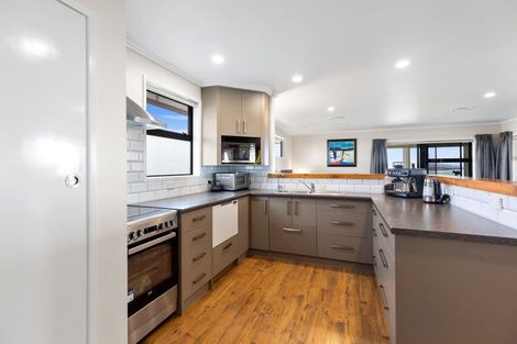 Photo of property in 26 Arawa Avenue, Maketu, Te Puke, 3189