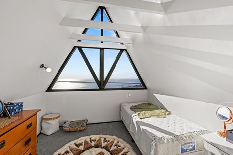 Photo of property in 8 Muritai Terrace, Mount Pleasant, Christchurch, 8081