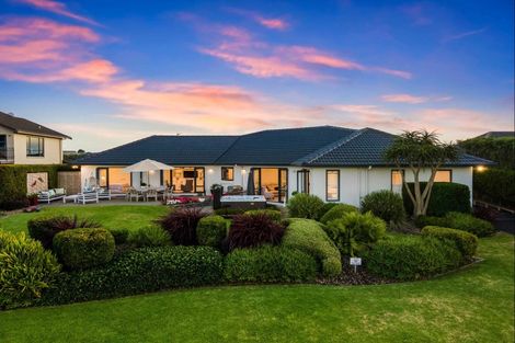 Photo of property in 22 Grace James Road, Pukekohe, 2120