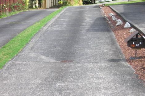 Photo of property in 1/12 Lydford Place, Glendene, Auckland, 0602