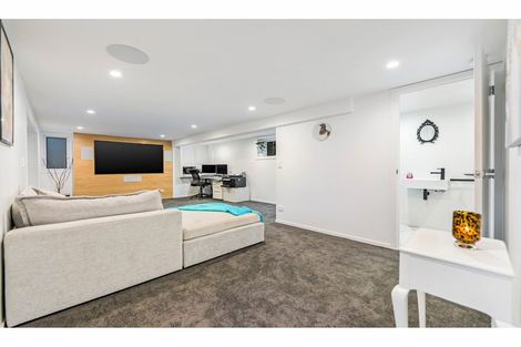 Photo of property in 105 Wood Bay Road, Titirangi, Auckland, 0604