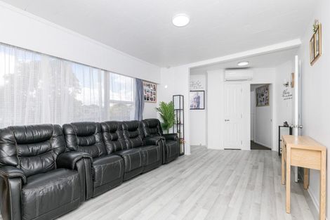 Photo of property in 104 Collins Road, Melville, Hamilton, 3206