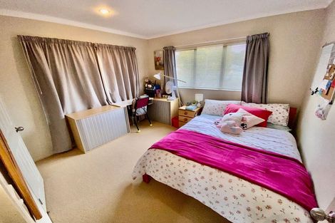 Photo of property in 3 Jomard Terrace, Northcross, Auckland, 0632