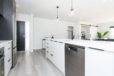 Photo of property in 5a Chelwood Street, Takaro, Palmerston North, 4412