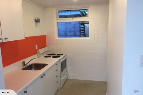 Photo of property in 32 James Street, Bayview, Auckland, 0629