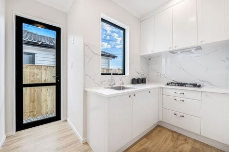 Photo of property in 42b Donegal Park Drive, Flat Bush, Auckland, 2019