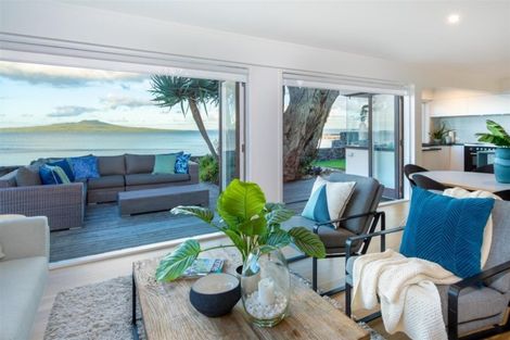 Photo of property in 2/259 Hurstmere Road, Takapuna, Auckland, 0622