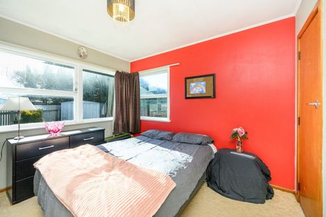 Photo of property in 33 Apollo Parade, Milson, Palmerston North, 4414