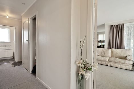 Photo of property in 4 Aronui Terrace, Kelston, Auckland, 0602