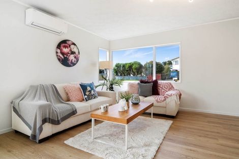 Photo of property in 76a Borich Road, Sunnyvale, Auckland, 0612