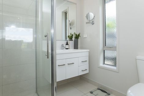 Photo of property in 25 Gwyneth Place, Riverdale, Gisborne, 4010