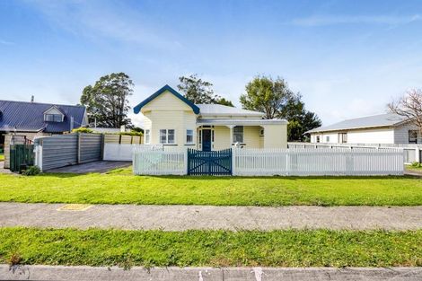 Photo of property in 15 Weld Street, Normanby, Hawera, 4614