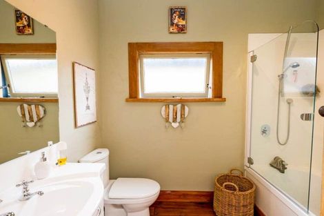 Photo of property in 6 Karaka Street, Hokowhitu, Palmerston North, 4410