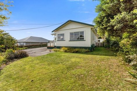 Photo of property in 41 Queens Road, Glen Avon, New Plymouth, 4312