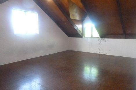 Photo of property in 8 Helleur Road, Massey, Auckland, 0614