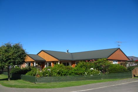 Photo of property in 1 Alpine Close, Mosgiel, 9024