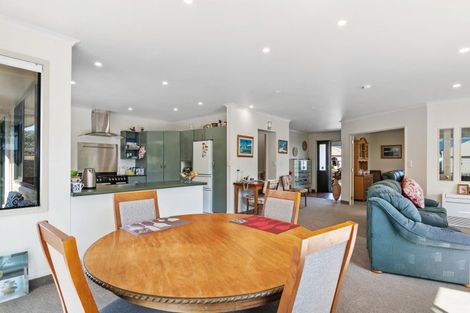 Photo of property in 15 Parkerfield Place, Motueka, 7120