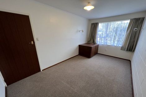 Photo of property in 6 Tiraumea Street, Palmerston North, 4410