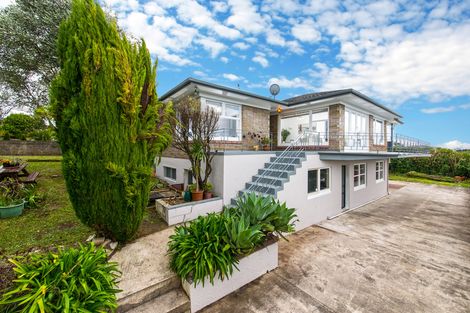 Photo of property in 91 Waimumu Road, Massey, Auckland, 0614