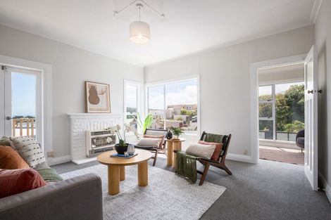 Photo of property in 78 Bayview Road, Paremata, Porirua, 5024