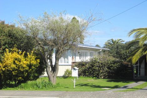 Photo of property in 18 Tawa Street, Edgecumbe, 3120