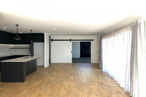 Photo of property in 8 Fetter Lane, Paerata, 2124