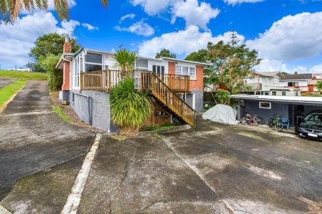 Photo of property in 450 Don Buck Road, Massey, Auckland, 0614