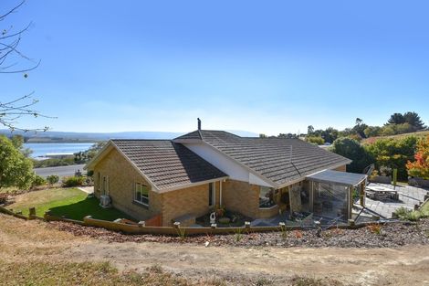 Photo of property in 76 Greenwich Street, Waihola, Milton, 9073