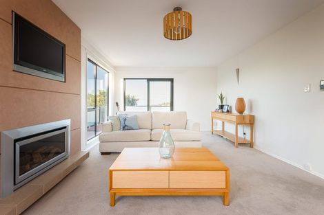 Photo of property in 54a Belleview Terrace, Mount Pleasant, Christchurch, 8081