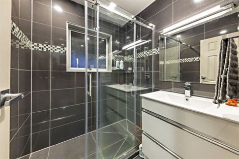 Photo of property in 10/97 Coronation Road, Papatoetoe, Auckland, 2025