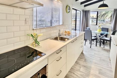 Photo of property in 3/56 Henwood Road, Mangere East, Auckland, 2024