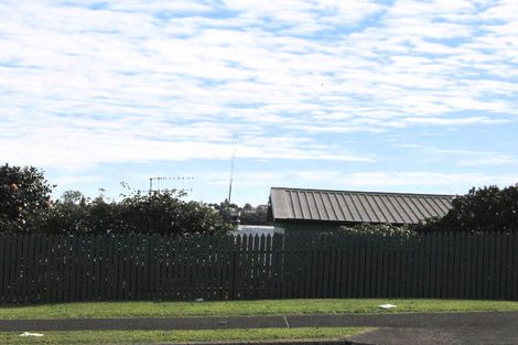 Photo of property in 79 James Cook Drive, Welcome Bay, Tauranga, 3112