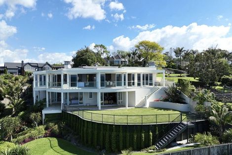 Photo of property in 10 Colleen Court, Cockle Bay, Auckland, 2014