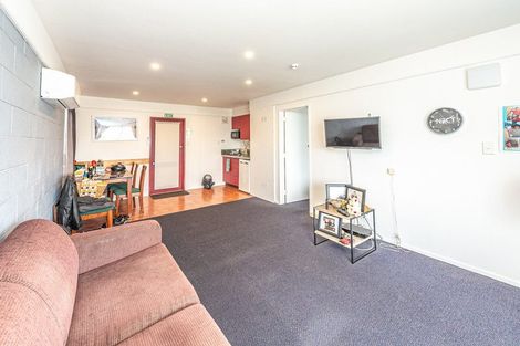 Photo of property in 1 Hurworth Place, College Estate, Whanganui, 4500