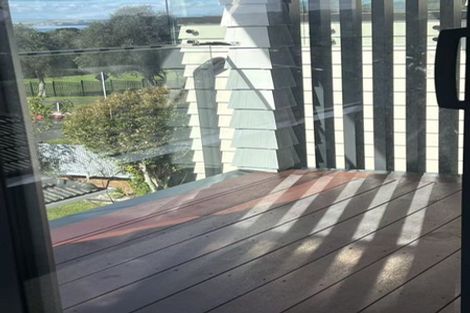 Photo of property in 1 Rae Road, Campbells Bay, Auckland, 0620