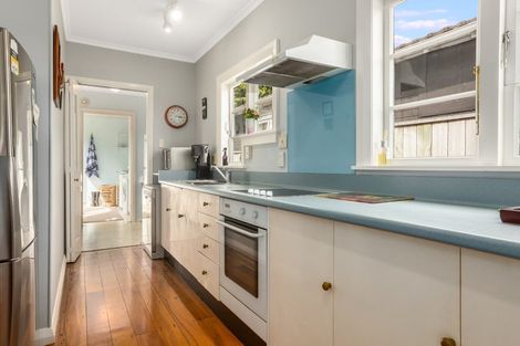 Photo of property in 26 Pembroke Road, Northland, Wellington, 6012