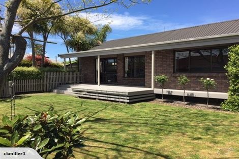 Photo of property in 17b Dover Road, St Andrews, Hamilton, 3200