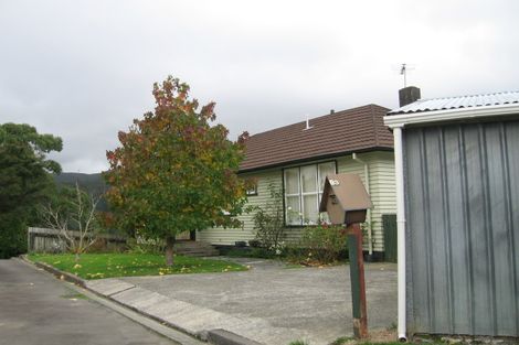 Photo of property in 93 Bird Grove, Stokes Valley, Lower Hutt, 5019
