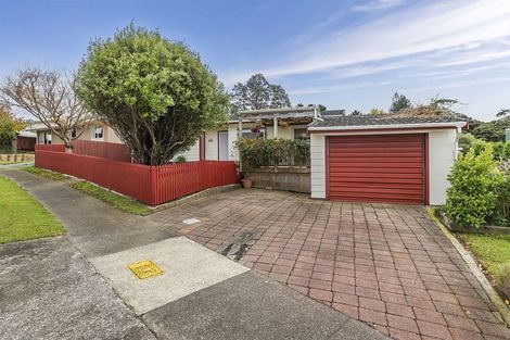 Photo of property in 15 Woolwich Close, Whitby, Porirua, 5024