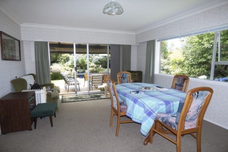 Photo of property in 7b John Guthrie Place, Merrilands, New Plymouth, 4312