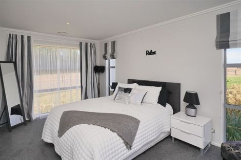 Photo of property in 72 Tupelo Place, Swannanoa, Rangiora, 7476