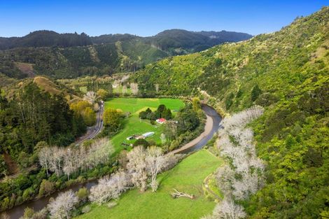 Photo of property in 258 State Highway 2 East, Waimana, 3198