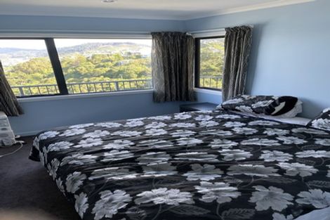 Photo of property in 129 Nicholson Road, Khandallah, Wellington, 6035